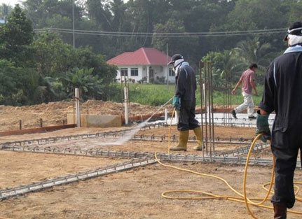 Preconstruction termiticide pre-slab treatment
